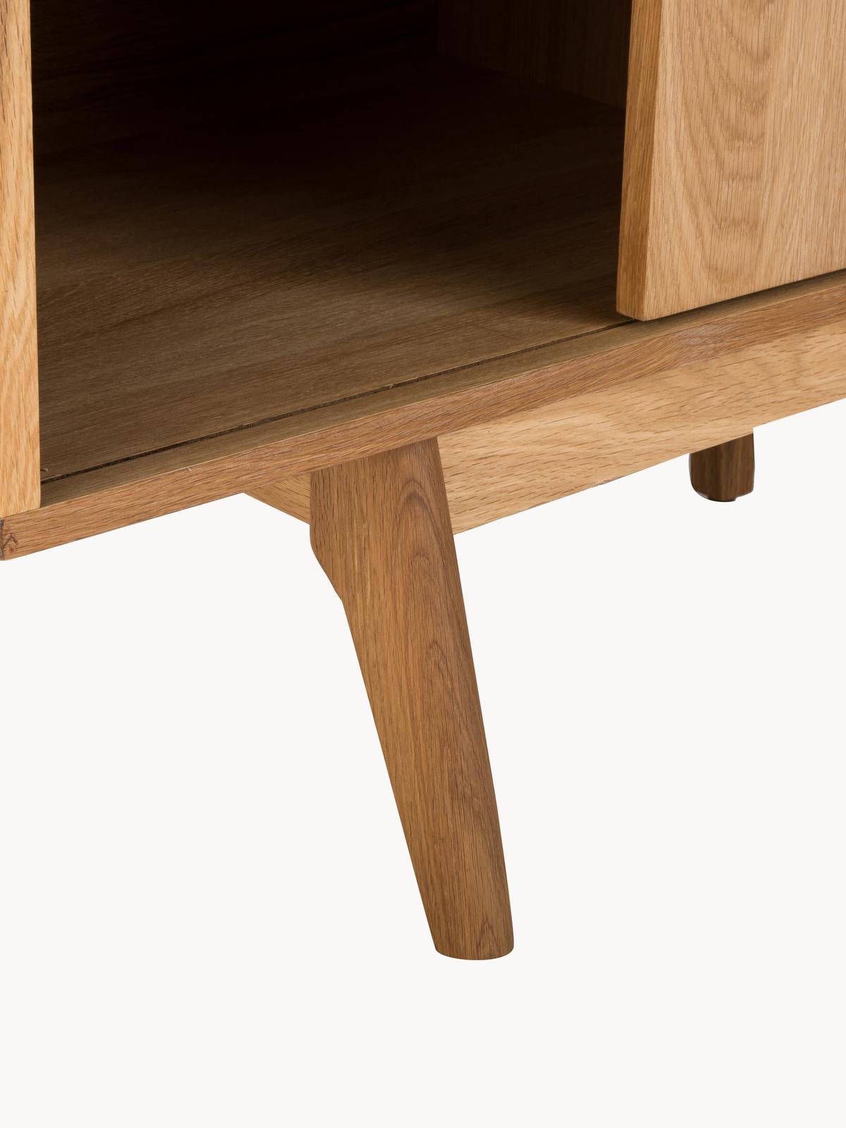 Buffet en chêne massif – Découvrez le buffet en chêne massif, une pièce faite sur mesure avec une finition à l'huile-cire dure Osmo mate – Conçu à la fois pour