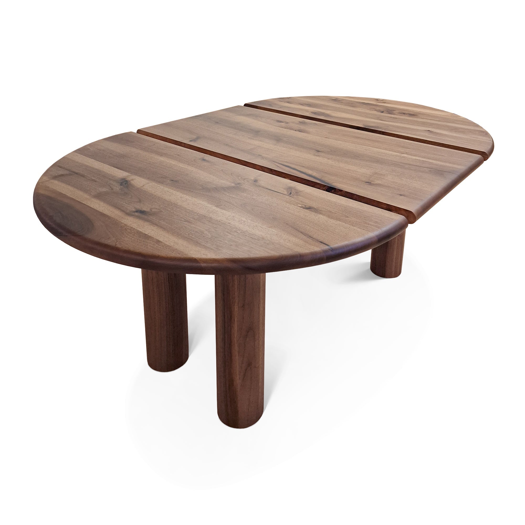 Table à manger ronde extensible en noyer chocolat - Cette luxueuse table à manger ronde - fabriquée à la main par des experts à partir de noyer européen massif de première qualité