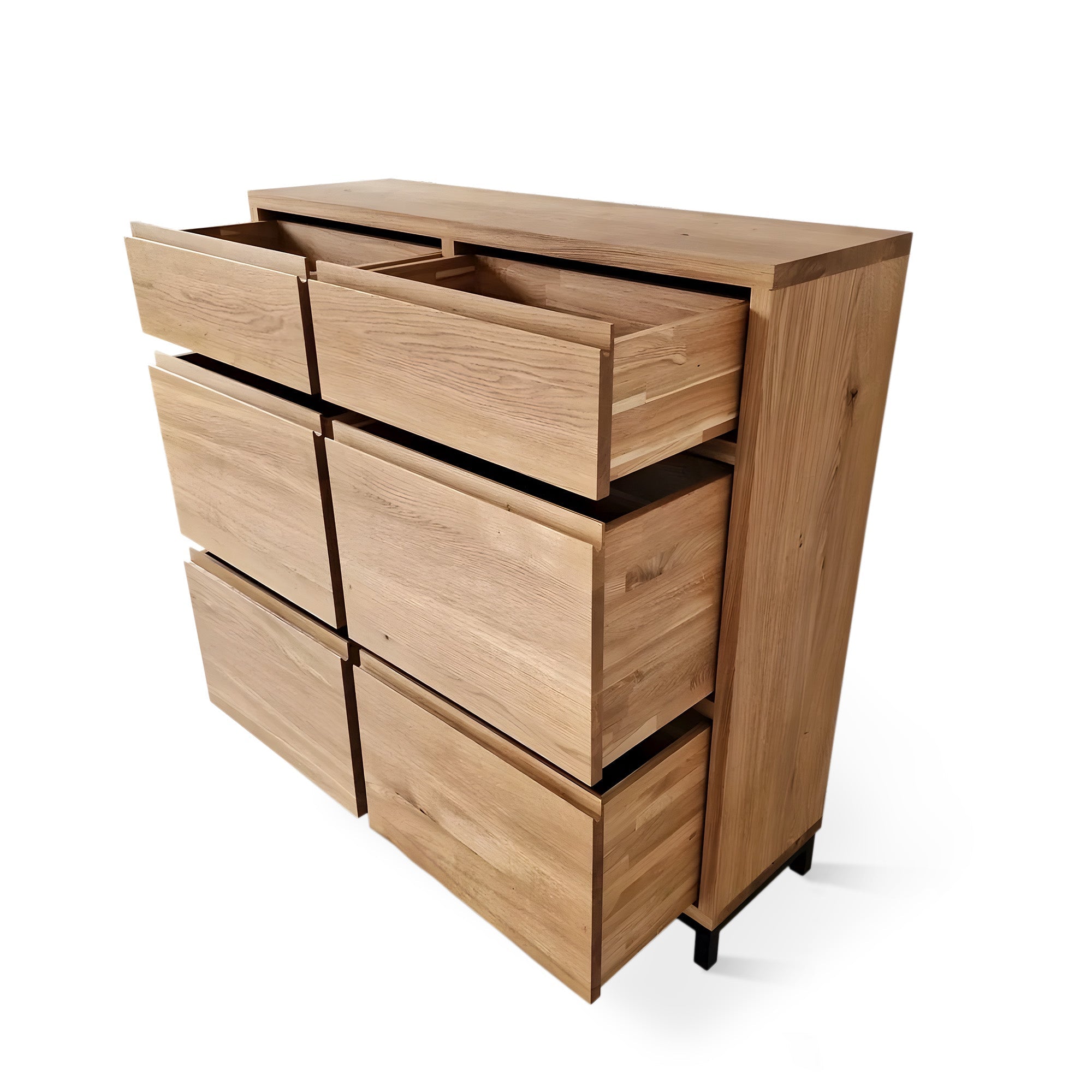 Petit buffet en chêne - Voici le buffet Madelaine - une pièce en chêne massif fabriquée sur mesure et finie à l'huile-cire dure Osmo mate - Conçu pour