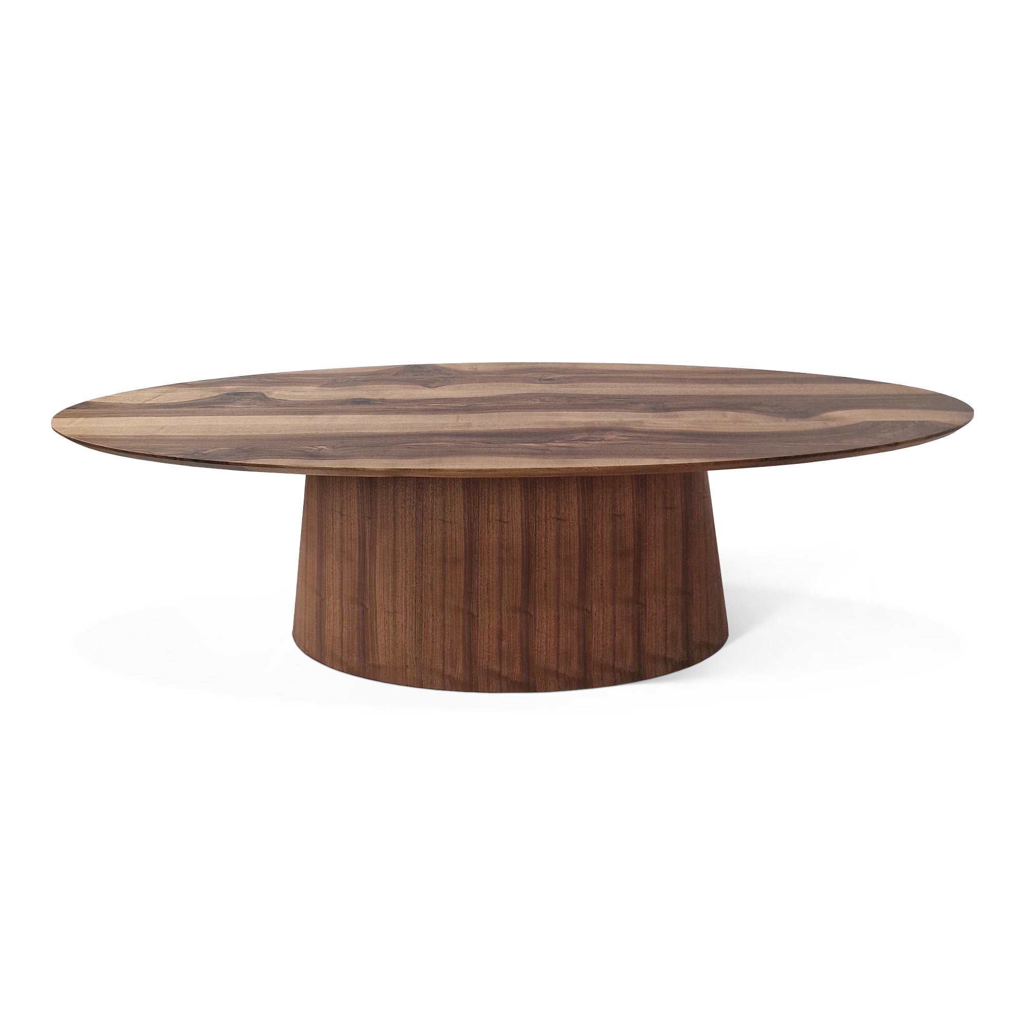 Table ovale en noyer - Voici notre table à manger ronde en chêne fabriquée à la main - un ajout splendide à toute maison - Fabriquée en bois massif, cette table combine