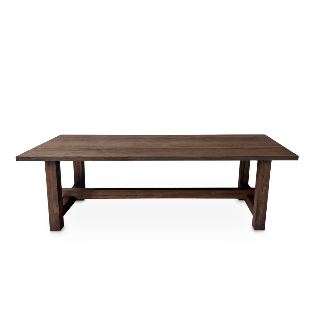 Table à Manger Extensible en Chêne Massif - Voici la table à manger extensible en chêne – fabriquée en bois massif – une pièce qui allie harmonieusement la sérénité