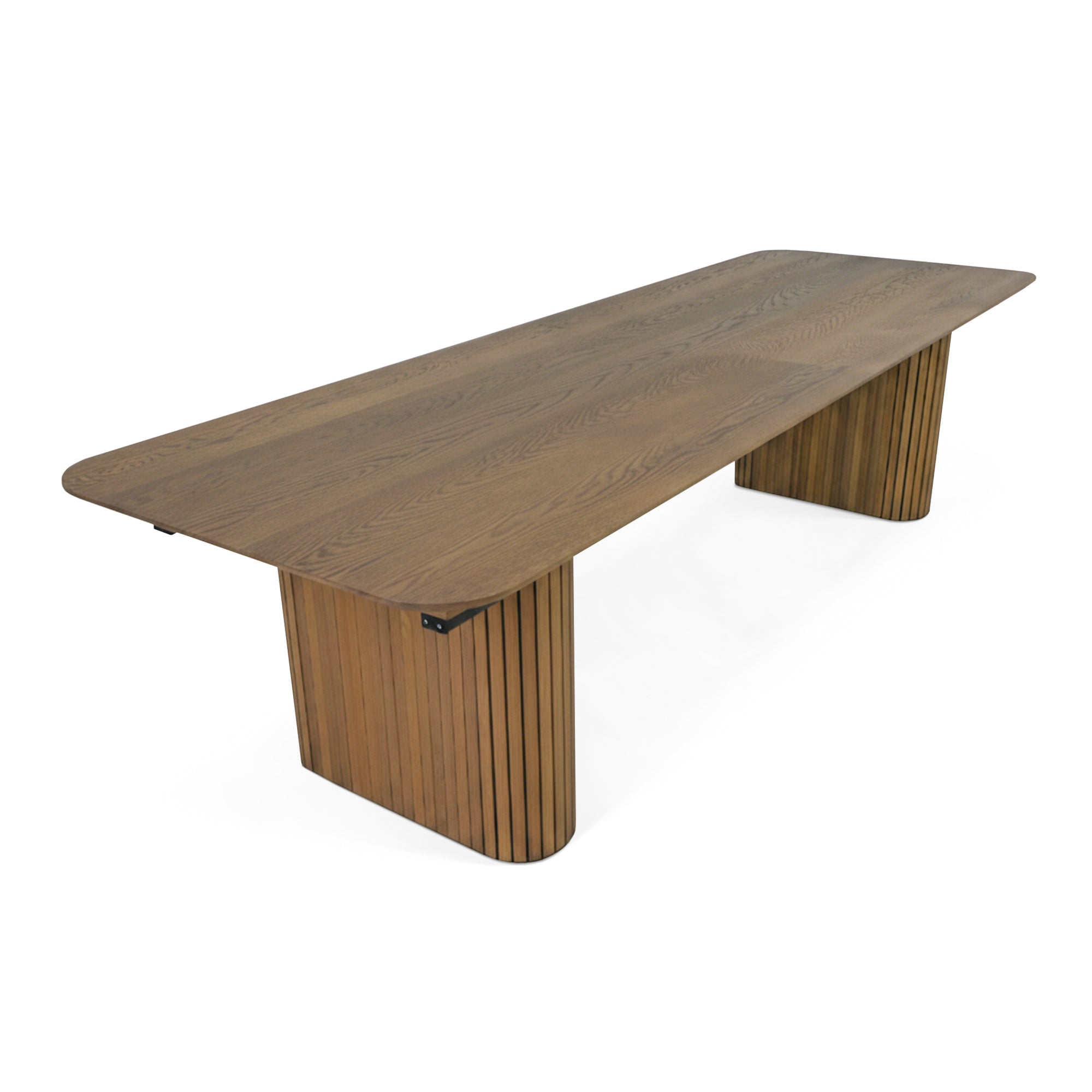 Table de salle à manger Chêne Chocolat - La table présente un design unique avec de magnifiques pieds incurvés sur les côtés - entièrement fabriquée en noyer massif
