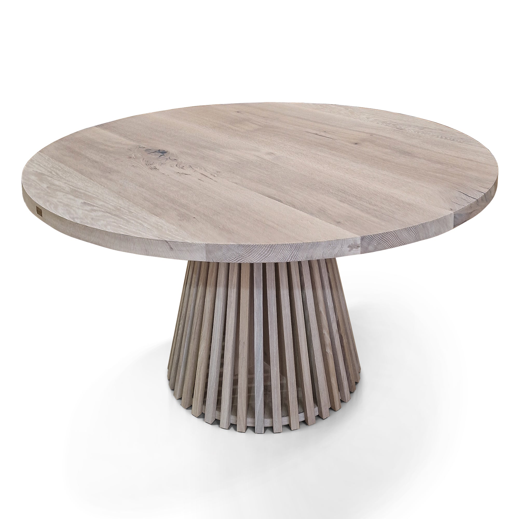 Table à manger ronde extensible en chêne Cotton - Découvrez notre table à manger ronde extensible fabriquée à la main en chêne Cotton avec des pieds tubulaires - une magnifique
