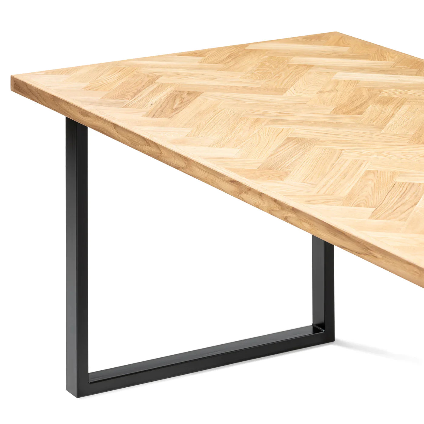 Table de salle à manger à chevrons extensible - Table à chevrons fabriquée à partir de douelles de chêne massif de 15 mm assemblées avec des lattes de chêne de 20 mm sur du contreplaqué de bouleau de 25 mm - Surface