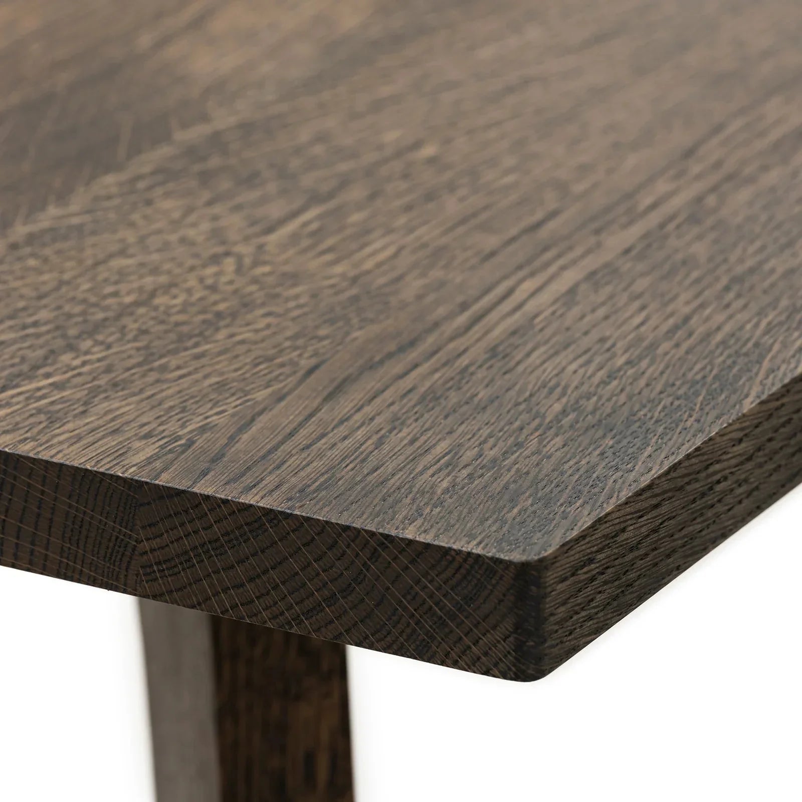 Table à manger extensible en chêne couleur charbon - Fabriquée à la main à partir de bois massif - cette magnifique table à manger extensible en chêne de la collection est un superbe
