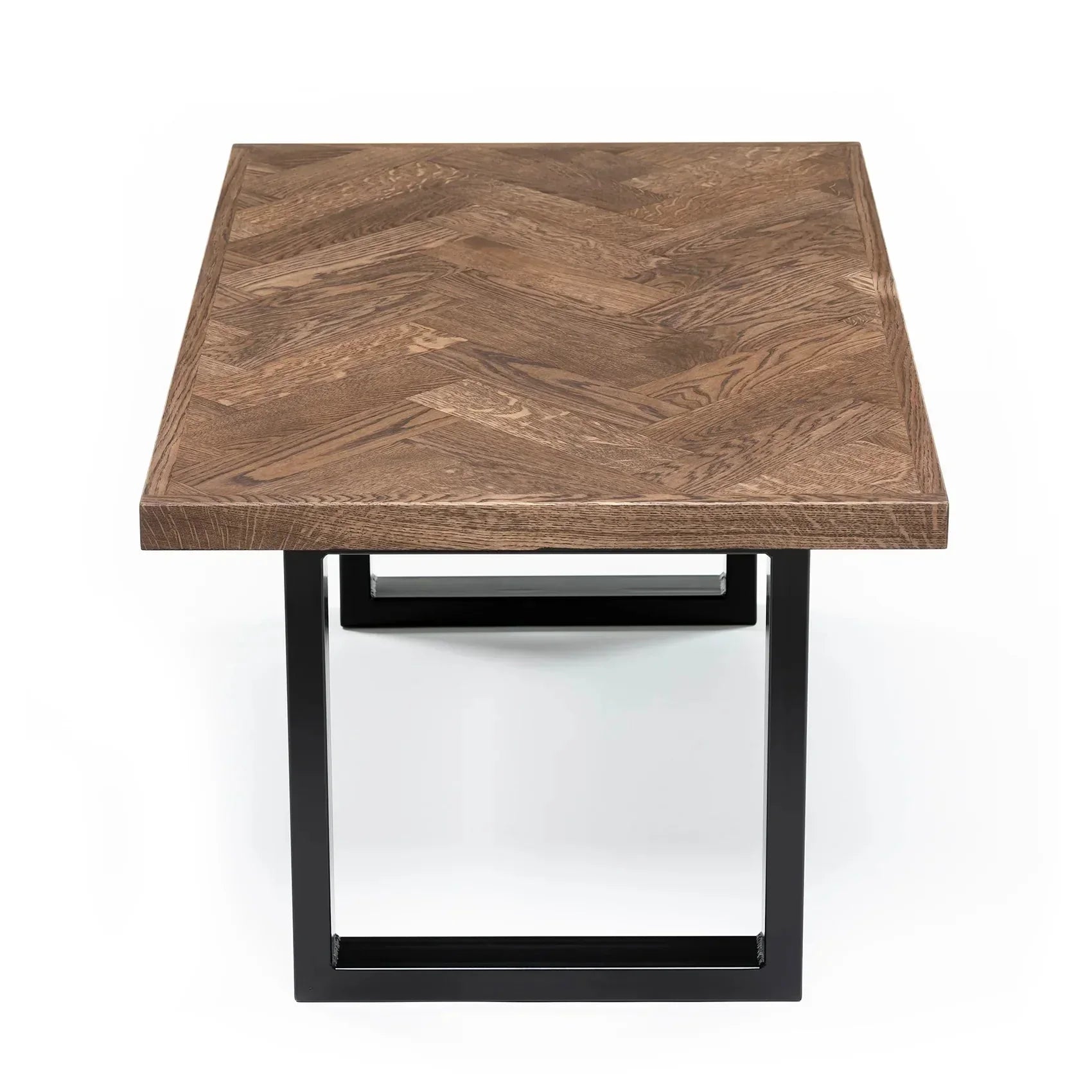 Table basse à chevrons en chêne chocolat - Dimensions sur la photo : H45 x L60 x P80cm Table basse en bois naturel chêne La hauteur standard de toutes les tables est