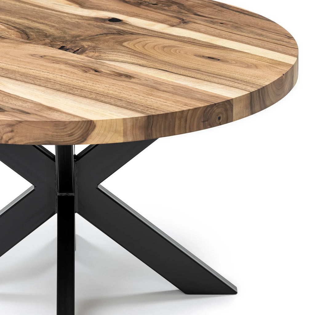 Table basse ronde en noyer - Dimensions sur la photo : H45 x L60cm Table basse ronde en noyer massif La hauteur standard de toutes les tables est de 45cm Pieds métalliques peuvent