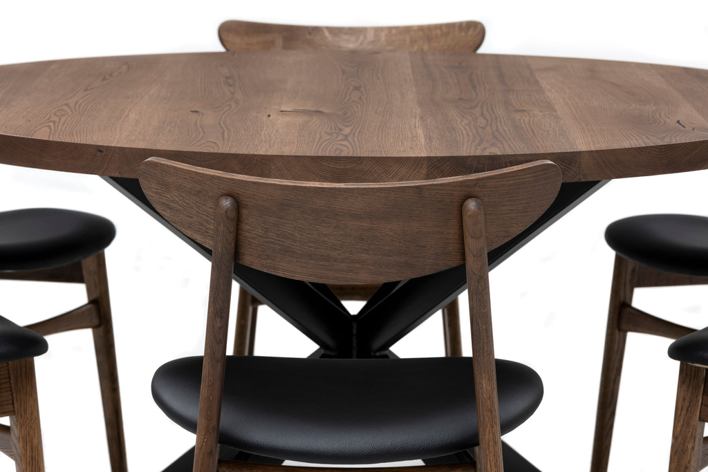 Table à manger ronde extensible en chêne foncé - Voici notre table à manger ronde en chêne massif fabriquée à la main - un ajout magnifique à tout intérieur - Fabriquée à partir de