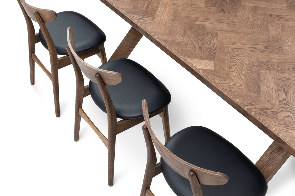 Table de salle à manger extensible à chevrons en chêne chocolat - Table de salle à manger extensible à chevrons en chêne chocolat fabriquée à partir de lattes de chêne massif de 15 mm assemblées