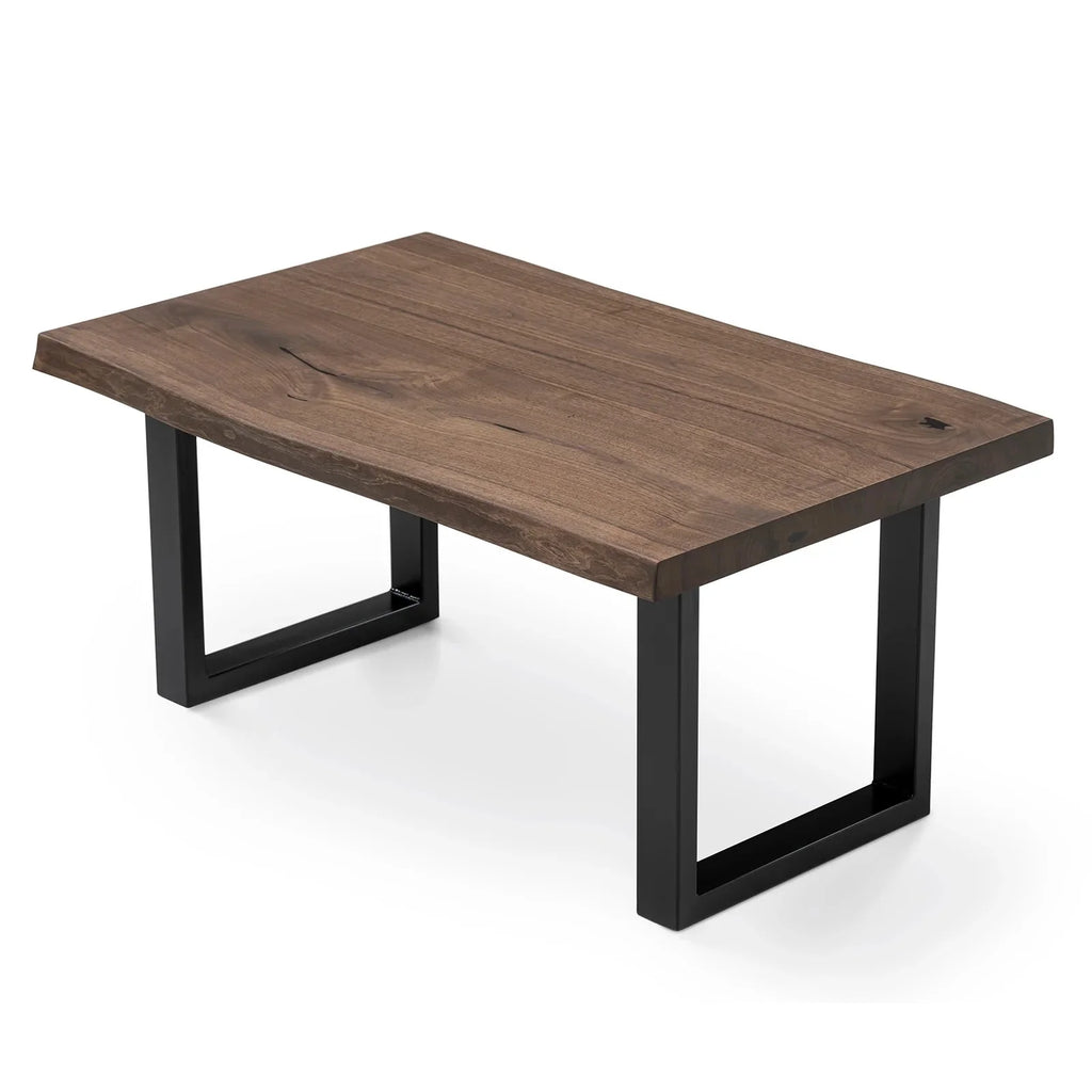 Table basse en noyer chocolat - Table basse en chêne massif La hauteur standard de toutes les tables est de 45 cm Les pieds métalliques peuvent être facilement démontés pour le transport